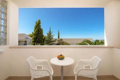 Garden view Residence.jpg